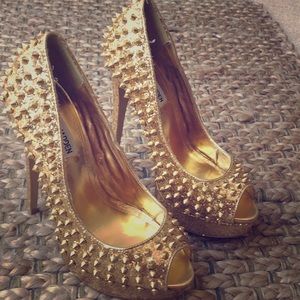 spike heels gold madden steve